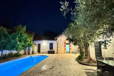 Image de Élégant appartement Duplex à 10 min du centre-ville de Nîmes