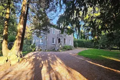 Image de Le Pavillon dans le Parc : piscine, spa\n5000m² au coeur des Hautes Vosges
