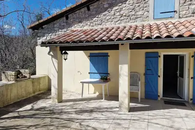 Image de Maison en pierre sud Ardèche. Calme et fraîche l'été! Animaux acceptés