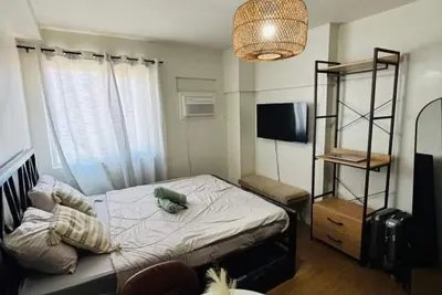 Urban Oasis Symphony Pool