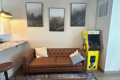 Image de Spacious Modern Rawlins Apartment w/ PacMan Console, #2a