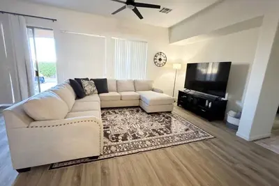 Image de 3-bedroom Charming Chandler Haven near hospitals, shopping, freeways