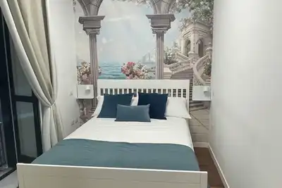 Image de Salerno renovated one-bedroom vacation home in downtown with Wi-fi and elevator