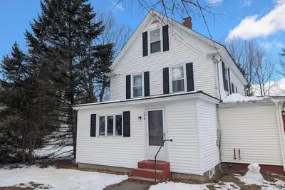 Image de The Saco Valley Stay: Trade screen time for trail time.