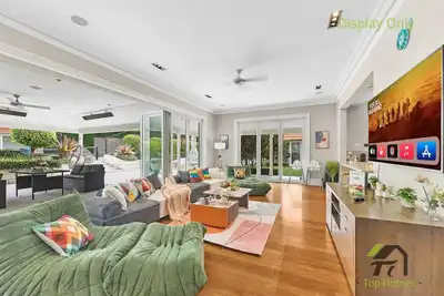 Image de Warrawee 6br |Station, Close to Parks & Shops