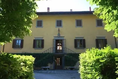 Image de Historic villa with private pool near Florence