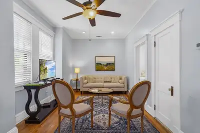 Image de Upper Carriage House at Wayne Estate