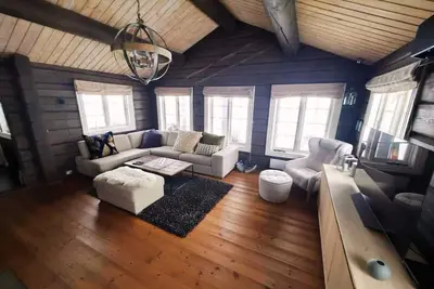 Image de Belle cabine classique avec sauna et bain à remous