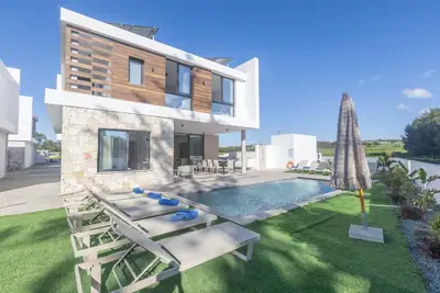 Image de Ayía Nápa, Orea Villa Or6