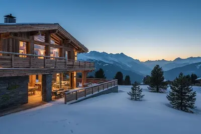Image de Stunning Oberlech Chalet 1, 600 Meters Above With 10 Elegant Suites and Jacuzzi