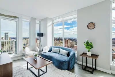 Epic River Valley View | 20th floor | Near Rogers