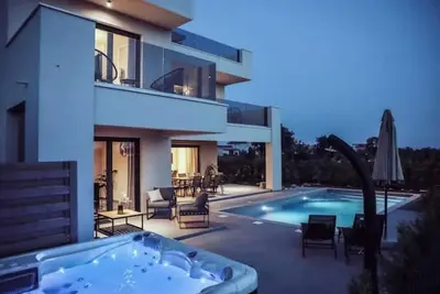 Image de Villa IVaLA - Luxury with Heated Pool & Panoramic Sea Views in Istria