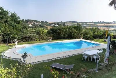 Image de Relais entier avec deux hébergements, dans les collines entre Misano et Riccione