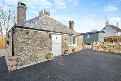 Image de Grade Ii listed cottage Dog Friendly with Spa!