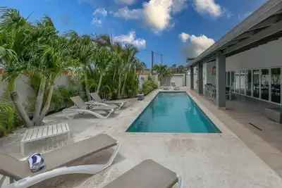 Villa Lua at Hotel Area Palm Beach