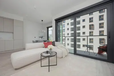 Image de Prosta 69d Warsaw | Prestigious Apartment Towarowa Towers | Parking | Air conditioning | Desk