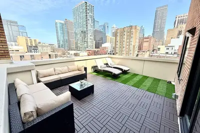 Image de Skyline Balcony | Luxury & Cozy Center City 1BRApt