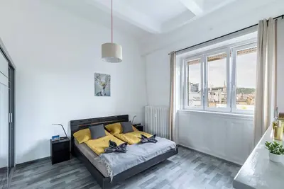 Image de Panoramic Top-Floor Downtown Apartment with Citadel & Liberty Statue View