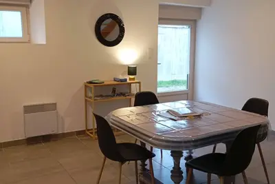 Image de Maison en pierre-proche mer-calme