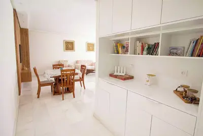 Luxury 2-Bedroom Pool, Quiet & Spacious