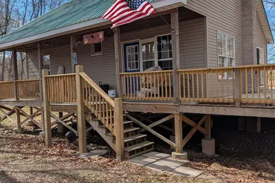 Image de Spring is here and Bended Elbow is close to many family retreats and memories!