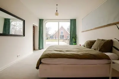 Image de Spacious house with garden and free parking near Gouda center