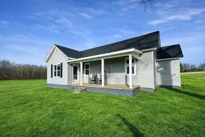 Image de Private Country Retreat w/ Hot Tub Near Owensboro