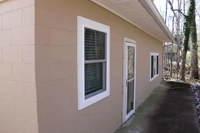 Image de Fantastic 2-bedrm cabin with Ac on Kentucky Lake, near Paris Landing State Park.