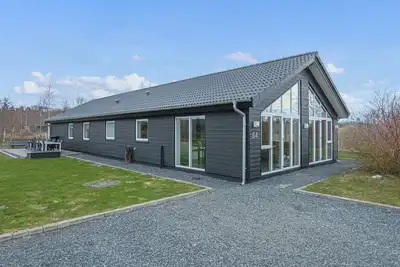 Image de Maison en bord de lac à Glesborg avec vue sur le lac