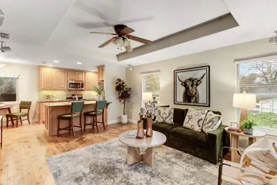 Image de Lovely Loomis cottage