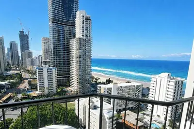 Image de Cozy 2 Double-bed Room | 2-minute to Surfers Beach