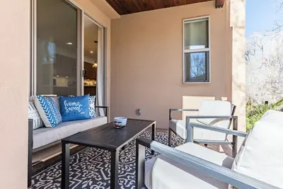 Image de Riverfront•Prime Location•Park and Walk!