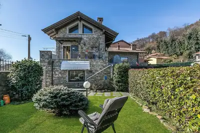 Image de Il Borgo Del Vergante Casa Maria Ac Terrace and Garden, Nebbiuno, Italy