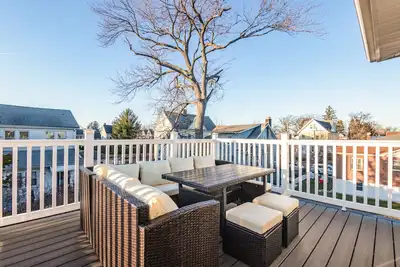 Image de Spacious 3br Home / Free Parking / Balcony / Perfect for Families & Groups