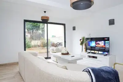 Image de Maison récente avec jardin et terrasse pour 8 personnes