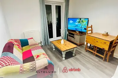 Image de 5 Bed|Families|Relocation|Quick Access to Centre