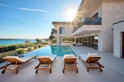 Image de Luxury Beachfront Villa Malia Trogir with Pool