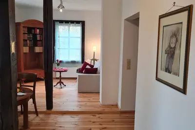 Image de Cozy apartment (62sqm) in a time-honored cultural monument - above the violin museum