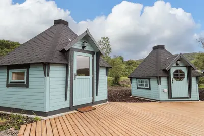 Image de Little Luxe Lodges 1, romantic, with a garden in Kyle Of Lochalsh