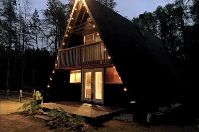 Secluded A-frame Loft Cabin on Lincoln Hills Trails Firepit Atv Friendly!
