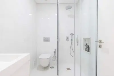 Image de Modern Refuge with Pool in Oeiras | 2 Bedrooms Close to the Beach and Lisbon