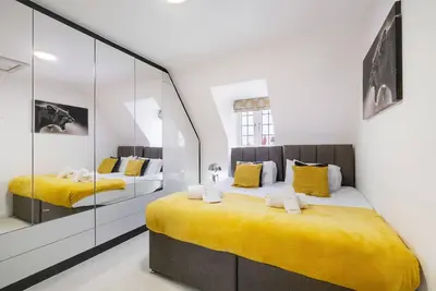 Image de Bicester Village 6 Bedroom 3. 5 Bathroom House