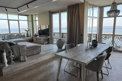 Image de Luxe appartement | Penthouse view over het water