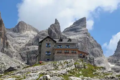 Image de Luxury Chalet Sky-Loft Campiglio Dolomites View with Parking