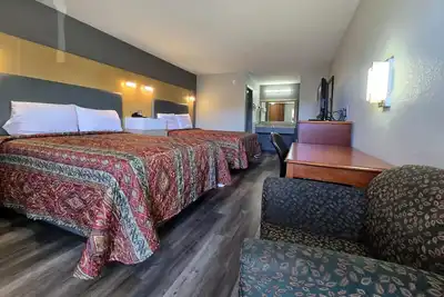 Image de Family-Friendly Room near Science Museum of Virginia | Free Parking!