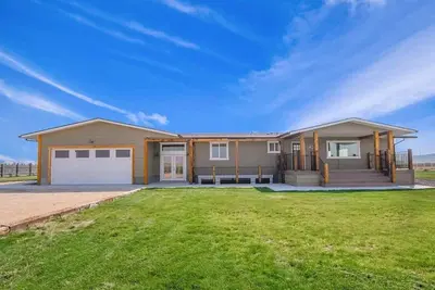 Image de Big Foot Ranch Retreat – Spacious Idaho Home w/ View