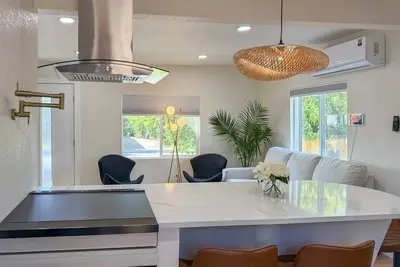 Image de 2Bedroom smart Home with HotTub+