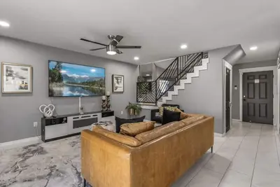 Image de 4br Avondale Home w/ 2 King Beds Sleeps 10