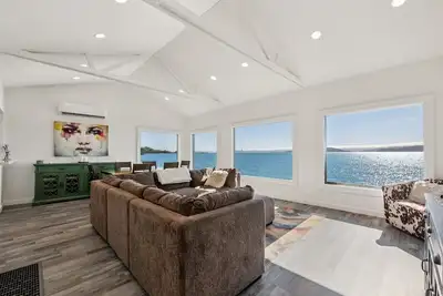 Image de Bay Breeze Main | Bay Front | Richmond