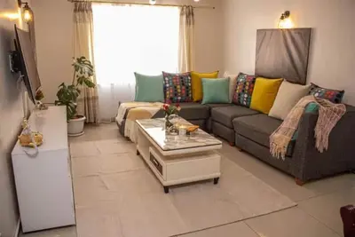 Image de Essy's Homely Furnished Apartment with Pool & Gym